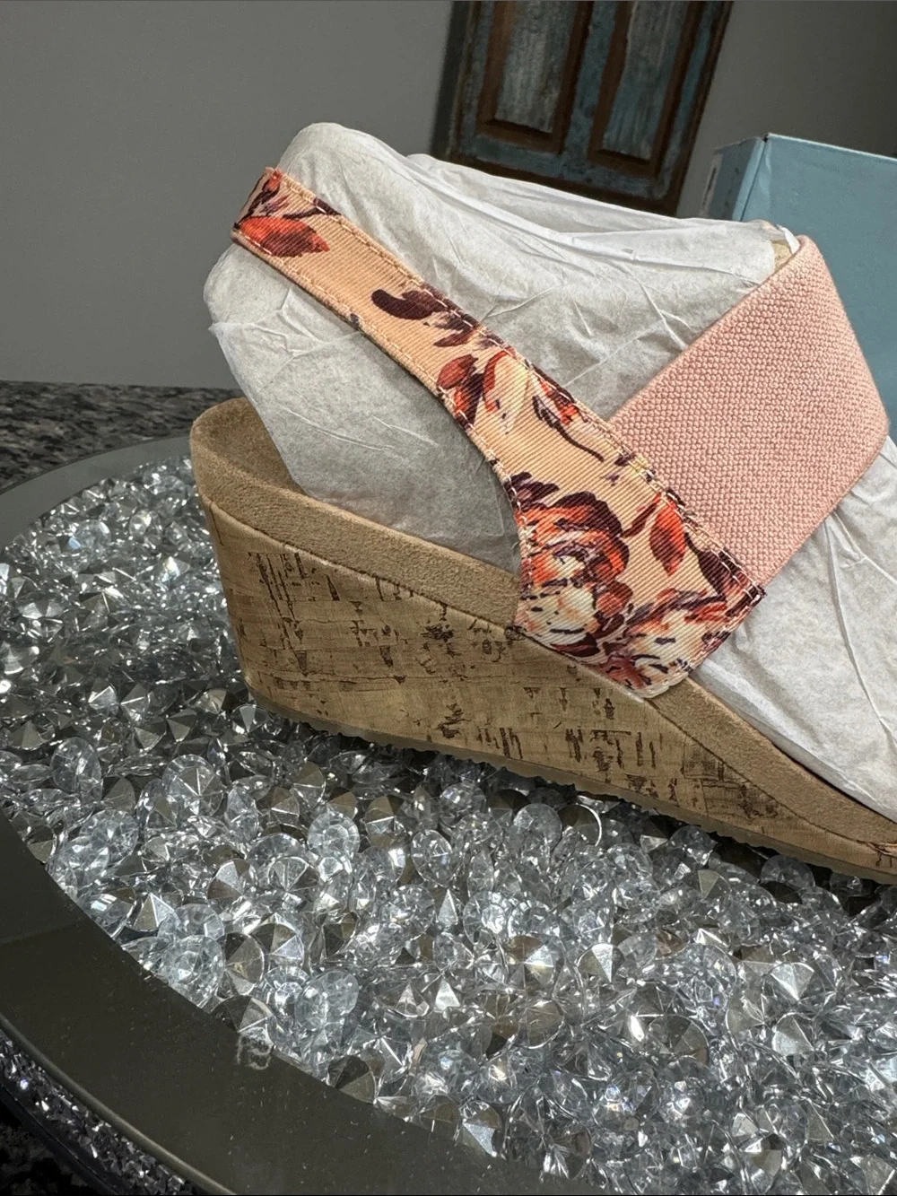 Life Stride Peach Floral Elastic Strap cork Wedge Sandals NEW 9